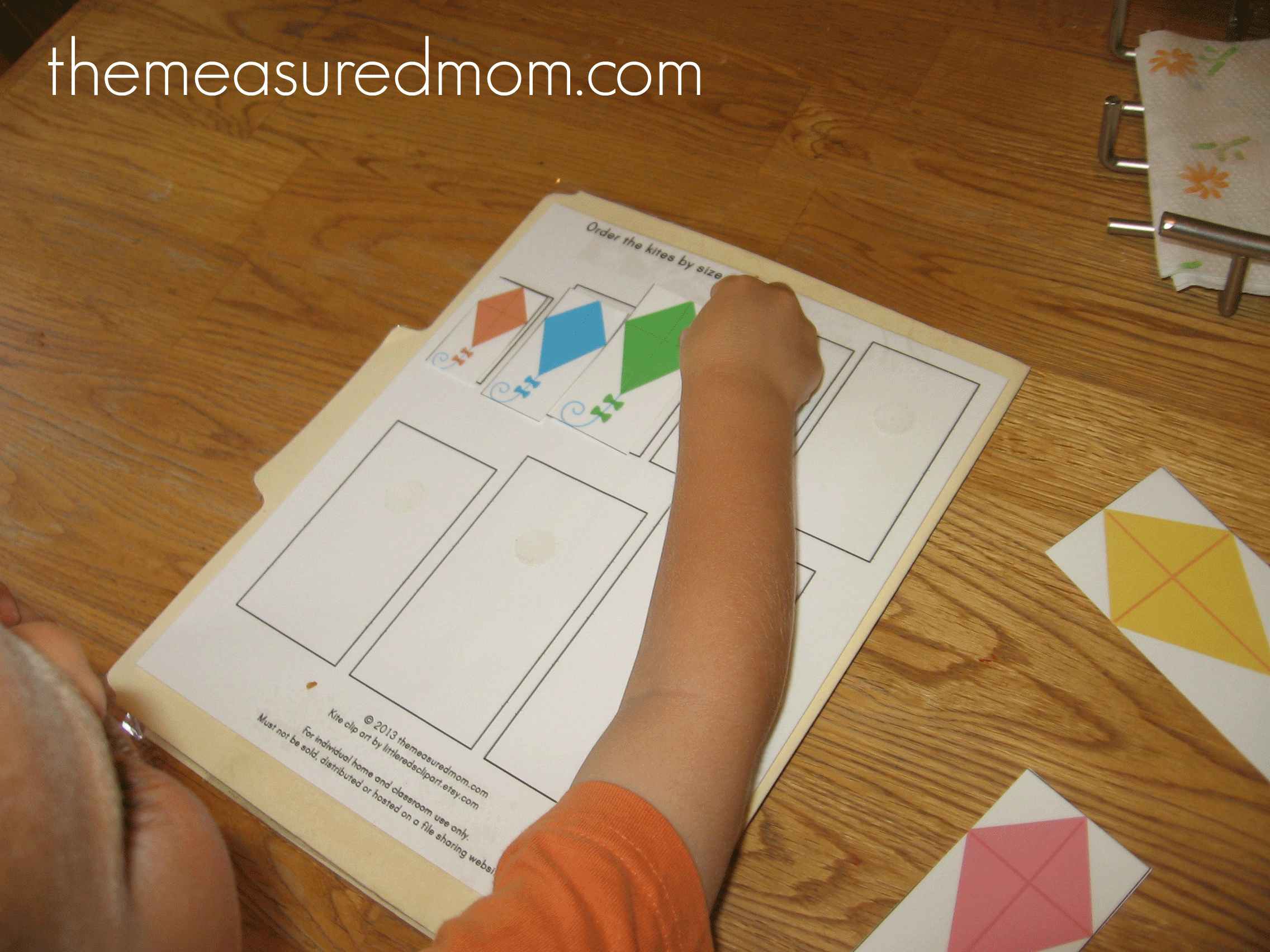 Free File Folder Game For Preschoolers: Kites! - The Measured Mom - Free Printable Math File Folder Games For Preschoolers