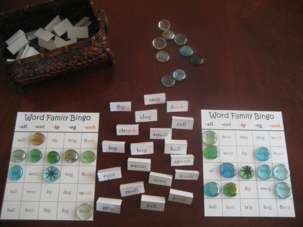 Word Family Bingo Game. Free Printable From Preschool Universe - Free Printable Word Family Games